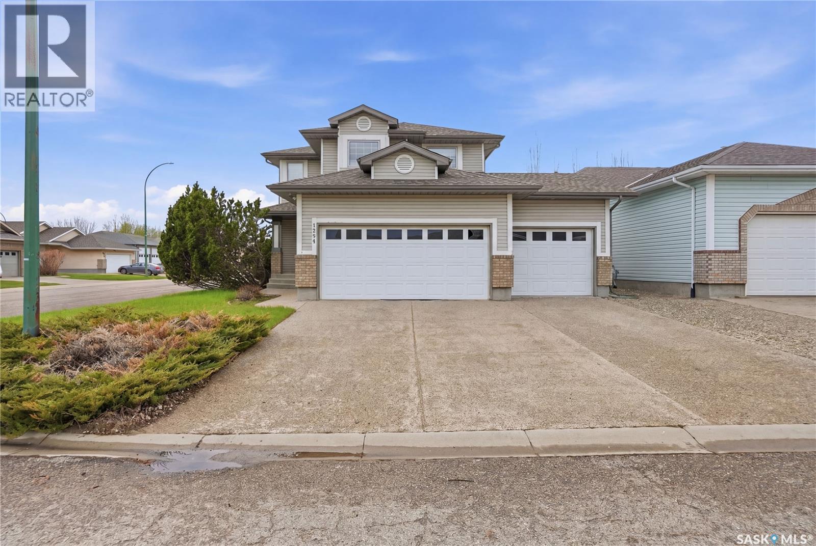 1204 Boehm Bay N, Regina, Saskatchewan  S4X 4M2 - Photo 1 - SK037400