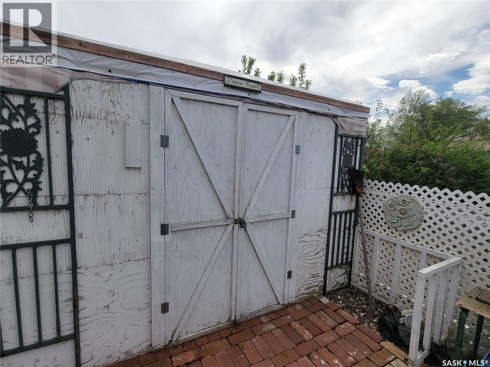 303 3 Street E, Wilkie, Saskatchewan  S0K 4W0 - Photo 26 - SK037399