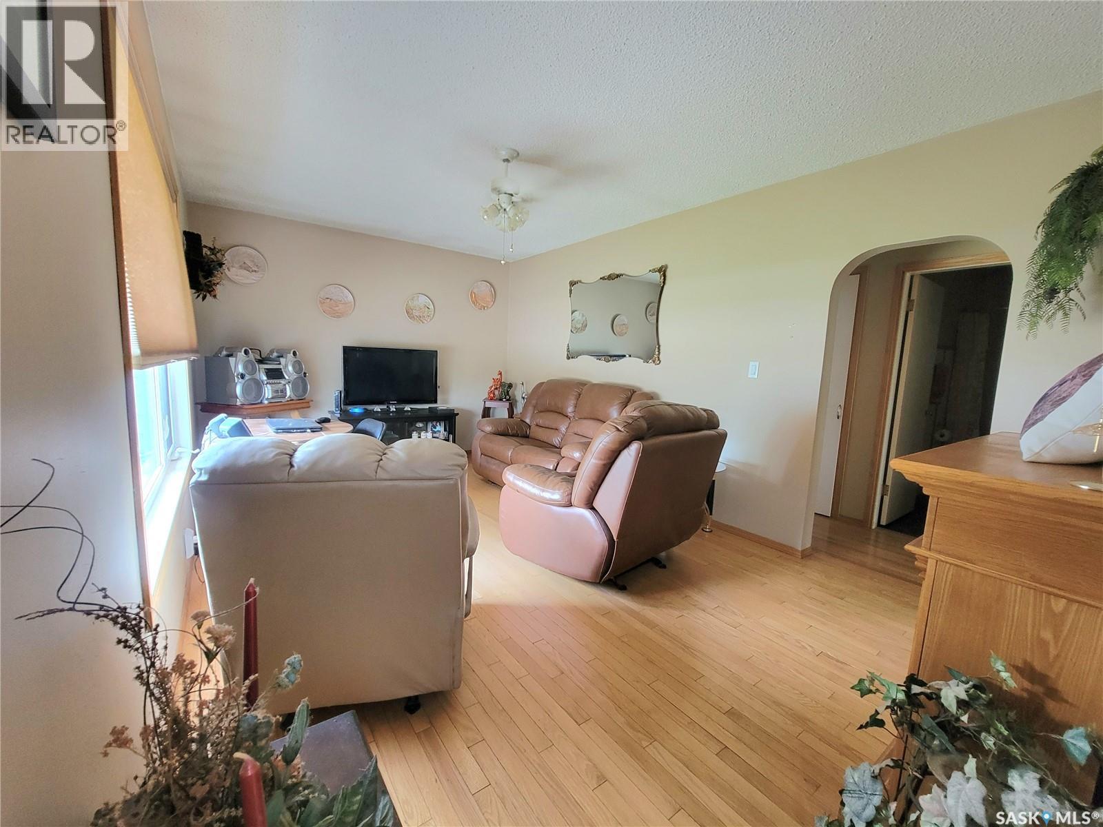 303 3 Street E, Wilkie, Saskatchewan  S0K 4W0 - Photo 6 - SK037399