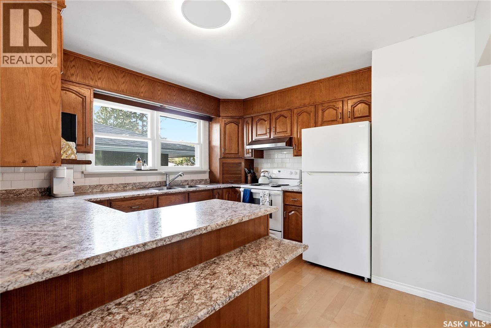 2102 Cumberland Avenue S, Saskatoon, Saskatchewan  S7J 1Z3 - Photo 15 - SK037381