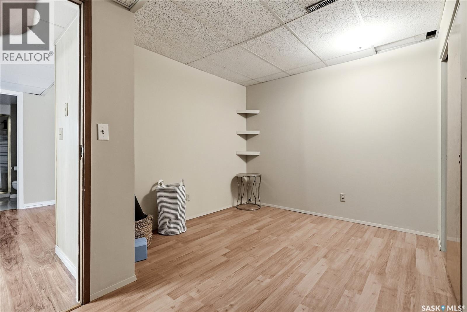 2102 Cumberland Avenue S, Saskatoon, Saskatchewan  S7J 1Z3 - Photo 41 - SK037381