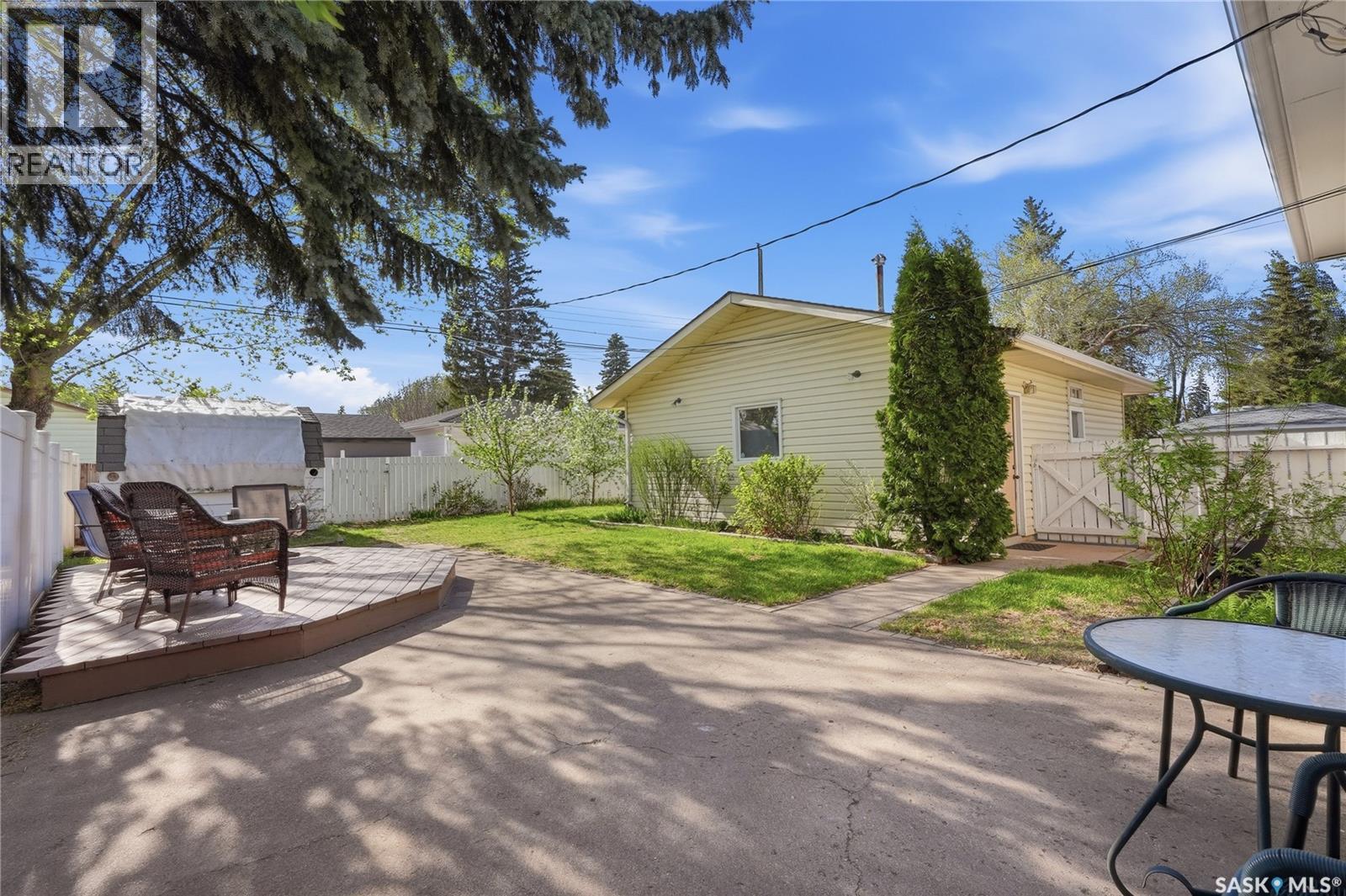 2102 Cumberland Avenue S, Saskatoon, Saskatchewan  S7J 1Z3 - Photo 42 - SK037381