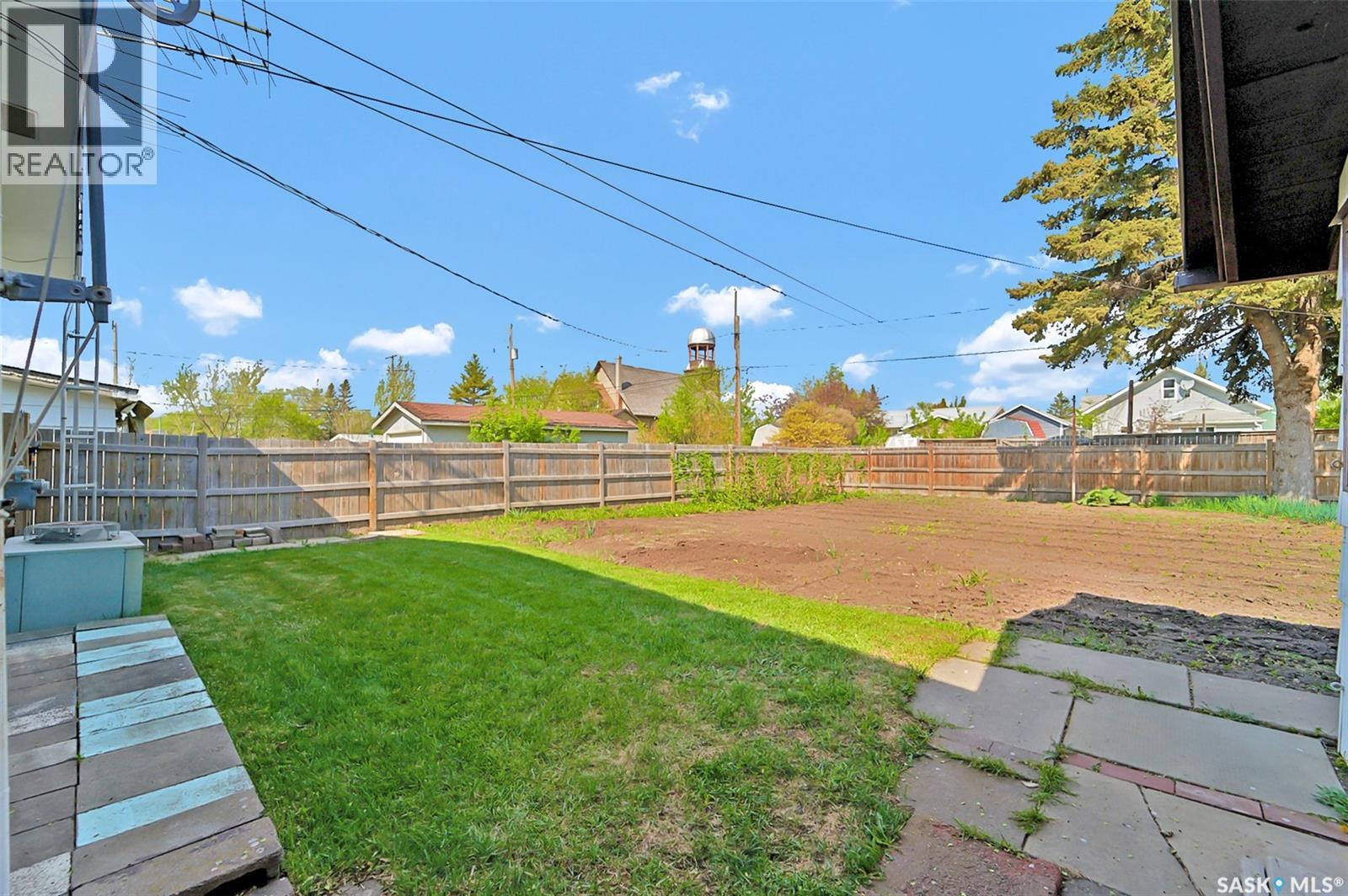 107 3rd Avenue E, Blaine Lake, Saskatchewan  S0J 0J0 - Photo 34 - SK037365