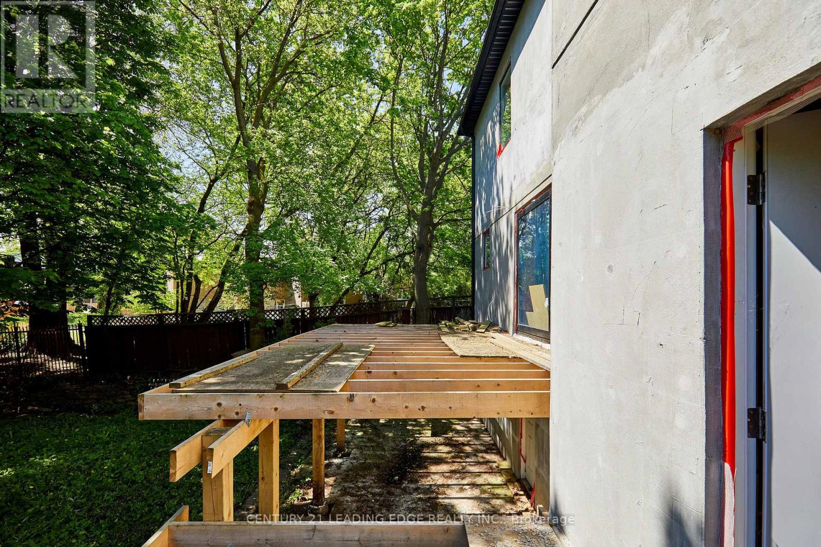 213 Phyllis Avenue, Toronto, Ontario  M1M 1Y9 - Photo 13 - E13166912