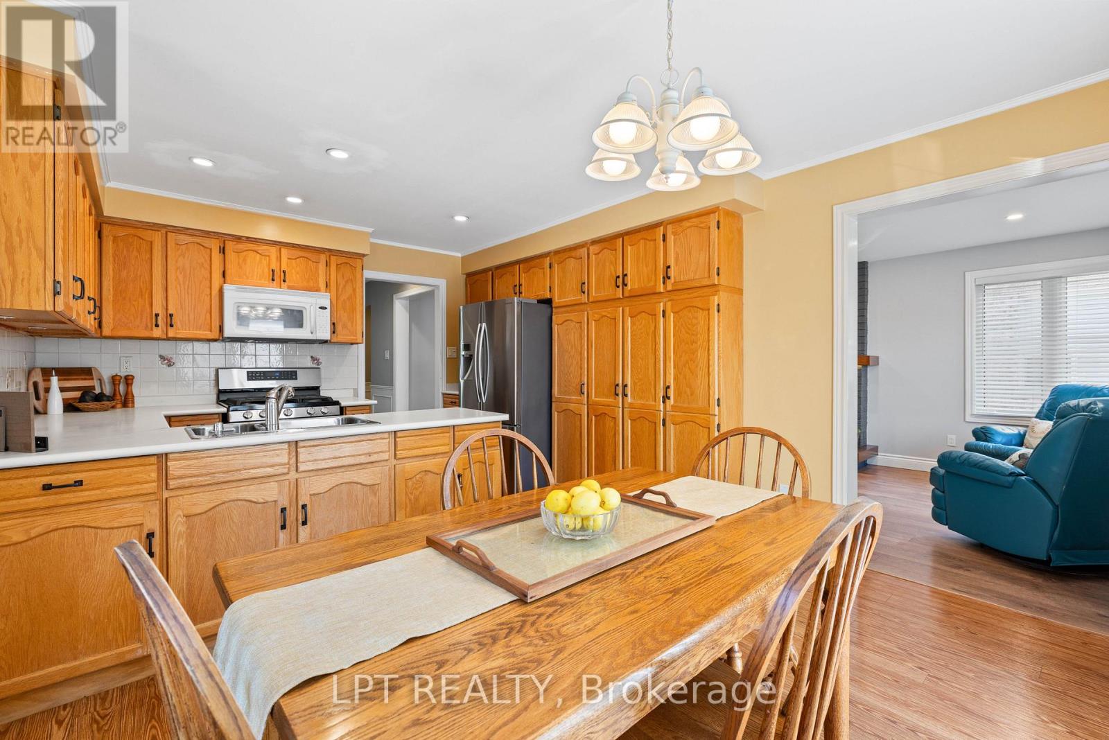 112 Doris Crescent, Newmarket, Ontario  L3Y 7V5 - Photo 14 - N13207080