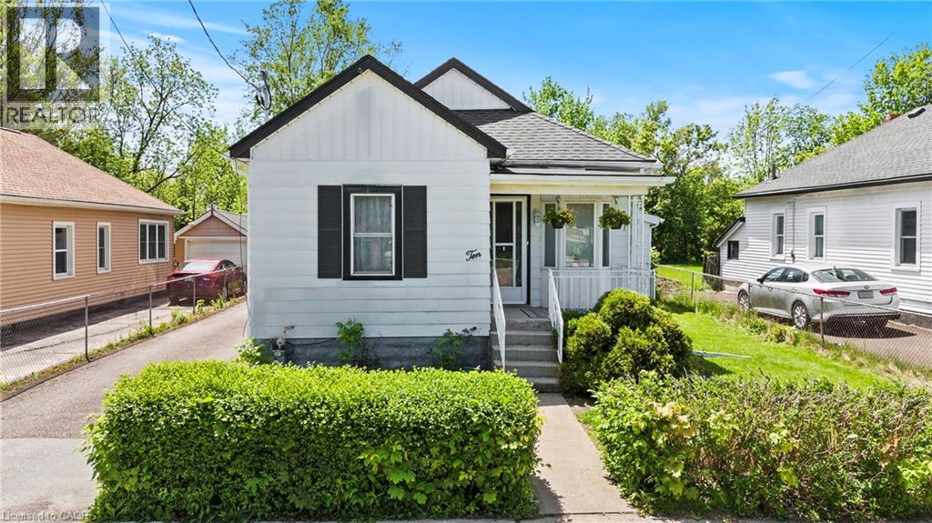 10 MONCK Street, St. Catharines, Ontario