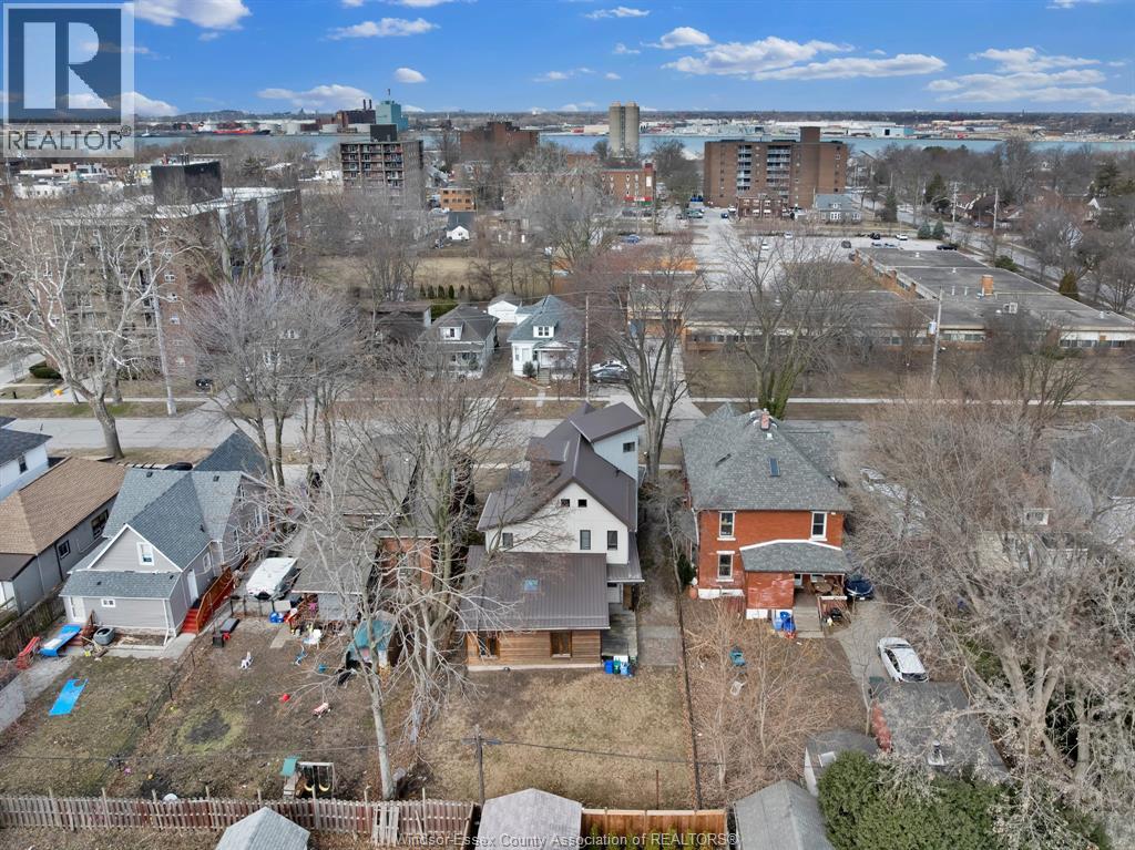 3131 Donnelly Street, Windsor, Ontario N9C 1M3 - Photo 31 - 26012399