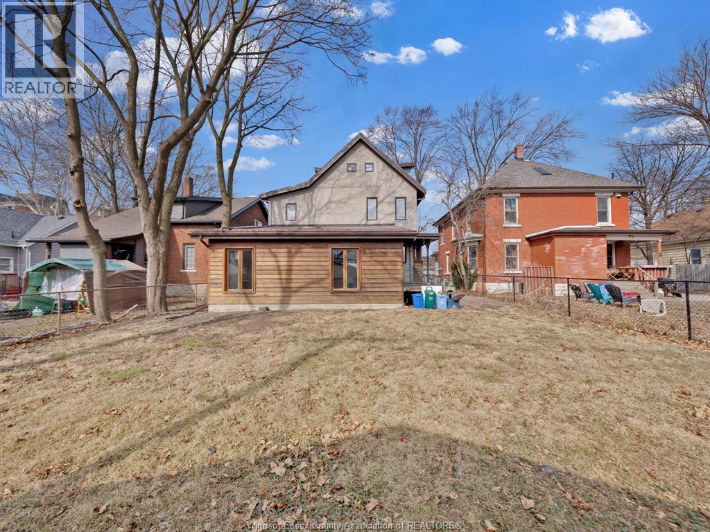 3131 Donnelly Street, Windsor, Ontario N9C 1M3 - Photo 4 - 26012399