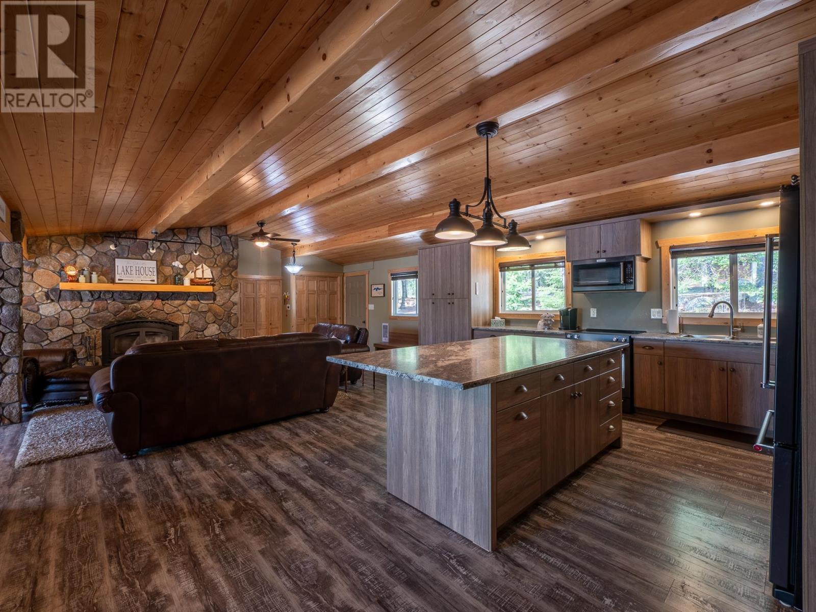 259 Mcconnell Lake Road, North Of Hwy 17, W Of Kenora, Ontario  P0X 1C0 - Photo 11 - TB2601227