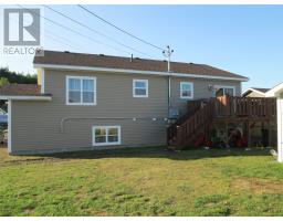 15 McDonald Crescent