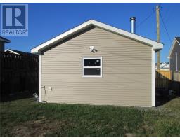 15 McDonald Crescent