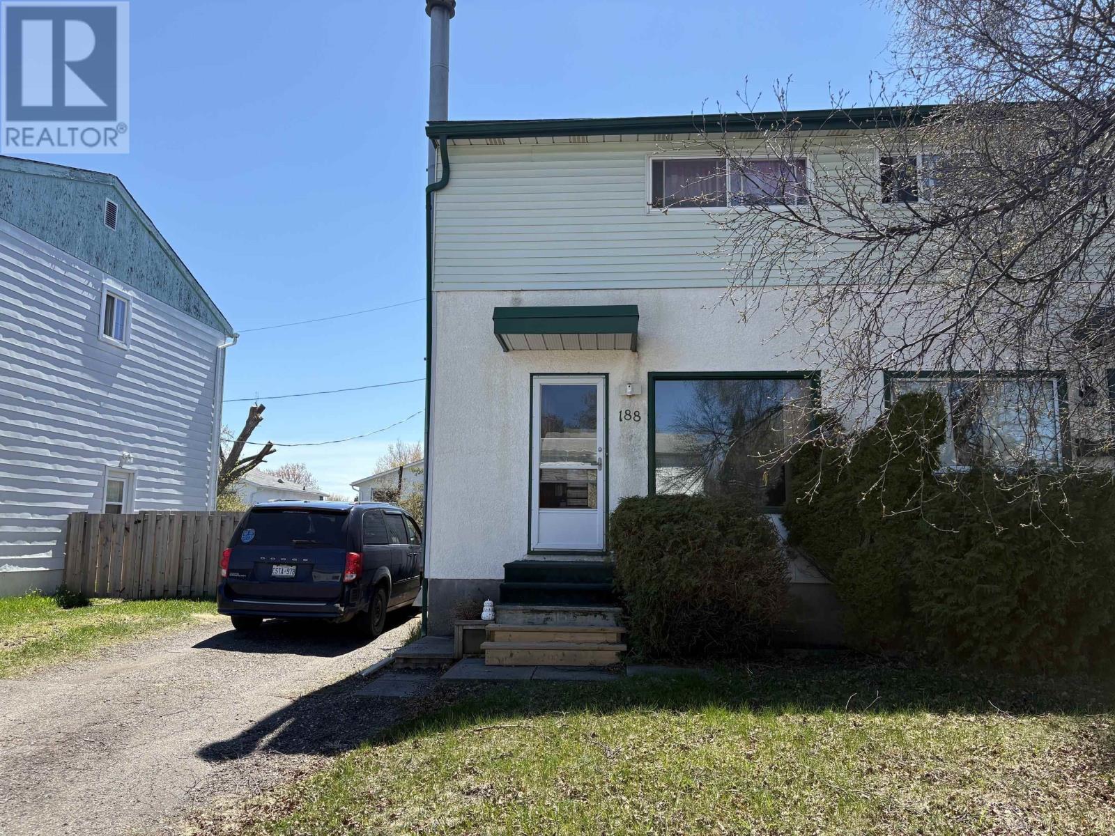 188 Limbrick St, Thunder Bay, Ontario  P7C 4S7 - Photo 2 - TB2601234
