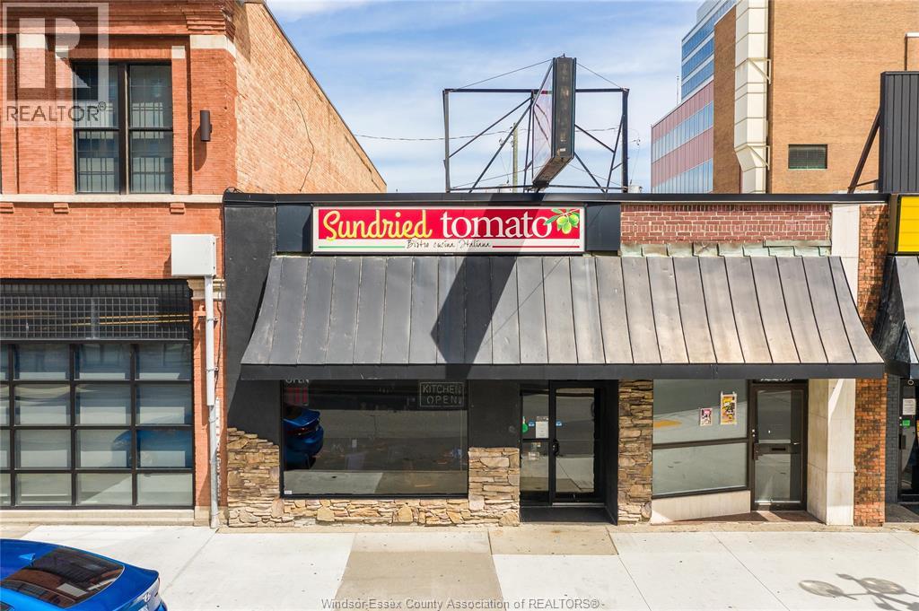 122 CHATHAM STREET West, Windsor, Ontario