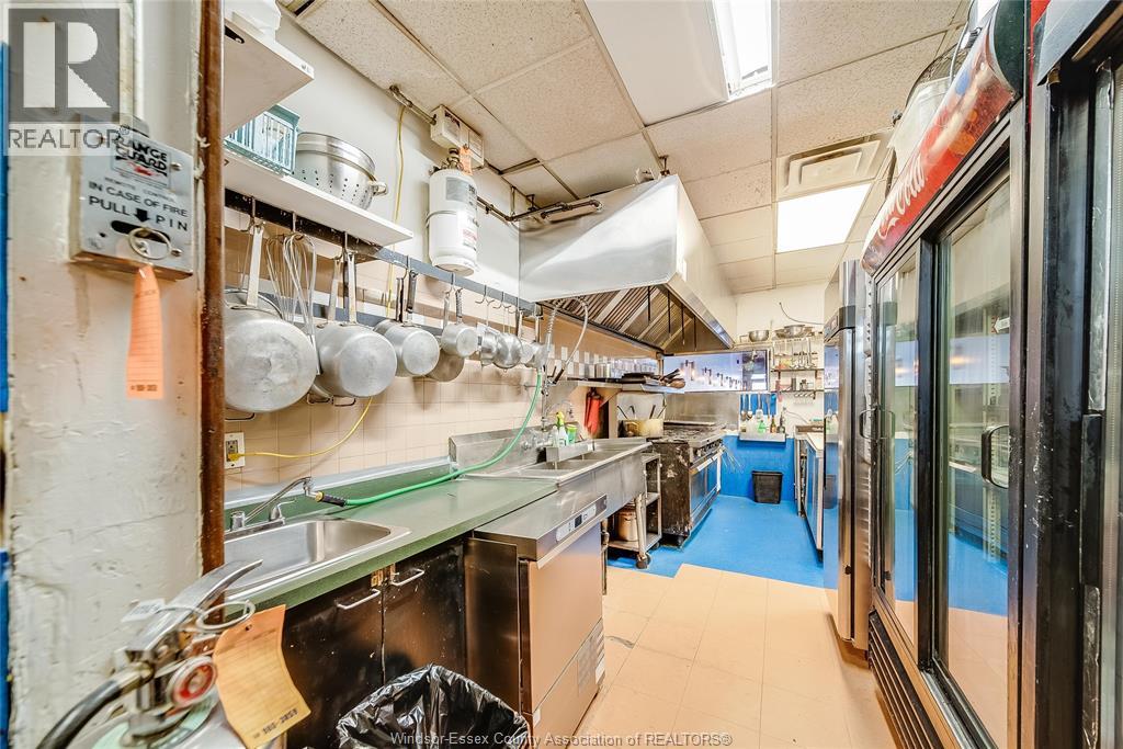 122 Chatham Street West, Windsor, Ontario  N8X 1V3 - Photo 34 - 26012113