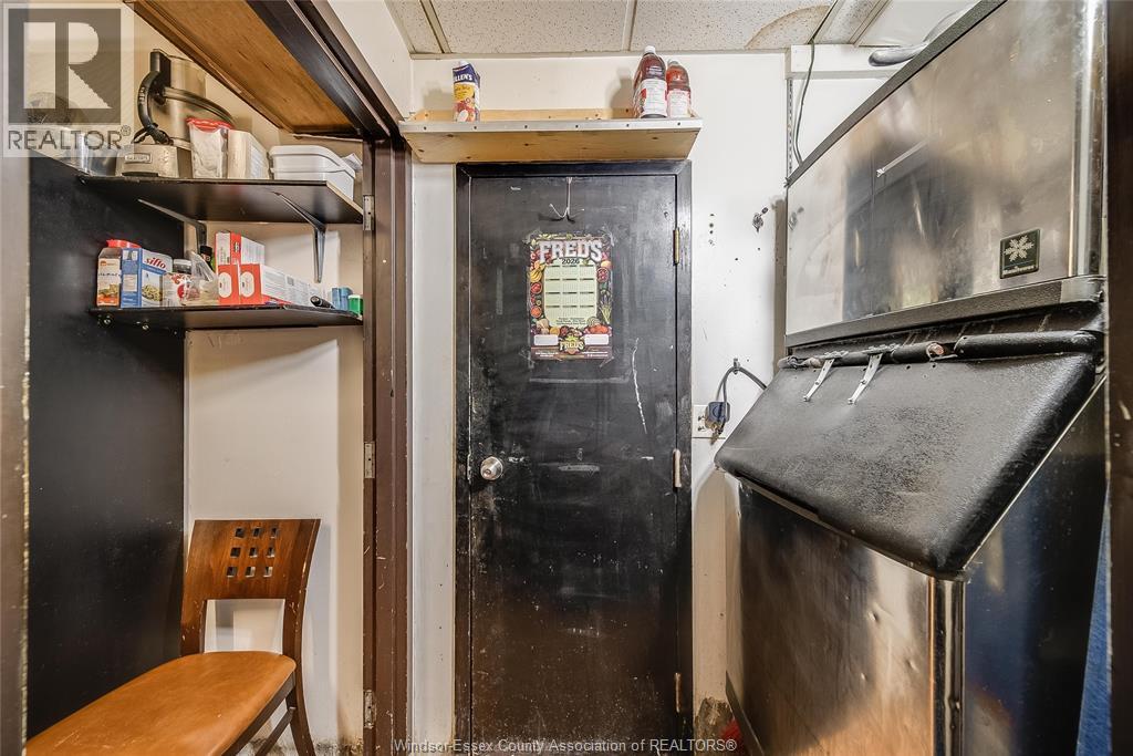 122 Chatham Street West, Windsor, Ontario  N8X 1V3 - Photo 47 - 26012113