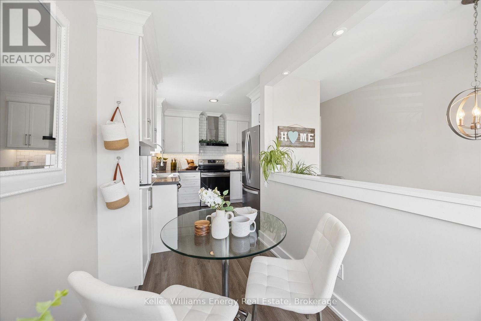 6 Herriman Street, Clarington, Ontario  L1C 4L6 - Photo 6 - E13207714