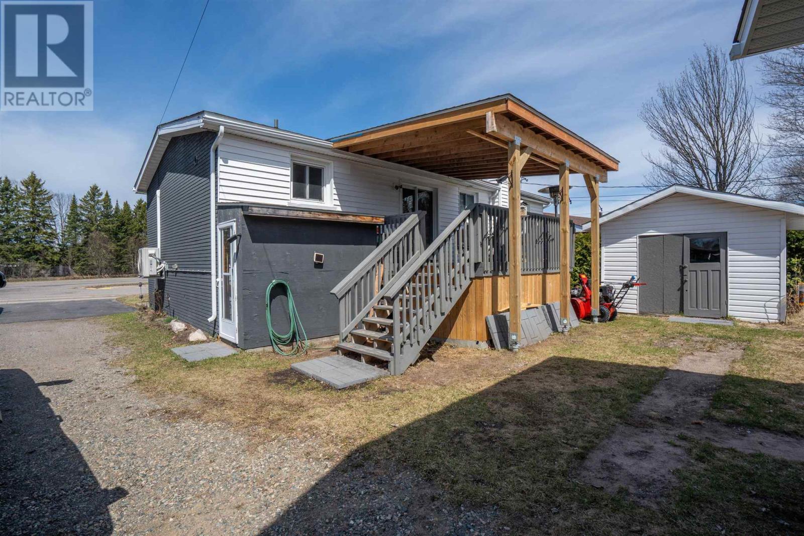 1 Chambers Ave, Sault Ste. Marie, Ontario  P6A 4T9 - Photo 38 - SM260814