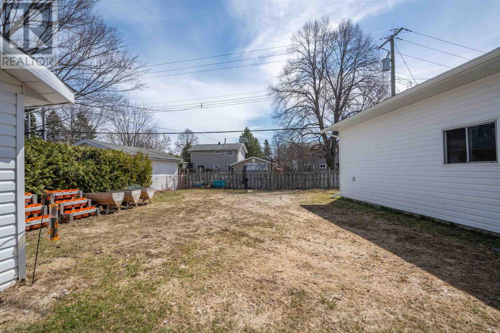 1 Chambers Ave, Sault Ste. Marie, Ontario  P6A 4T9 - Photo 39 - SM260814