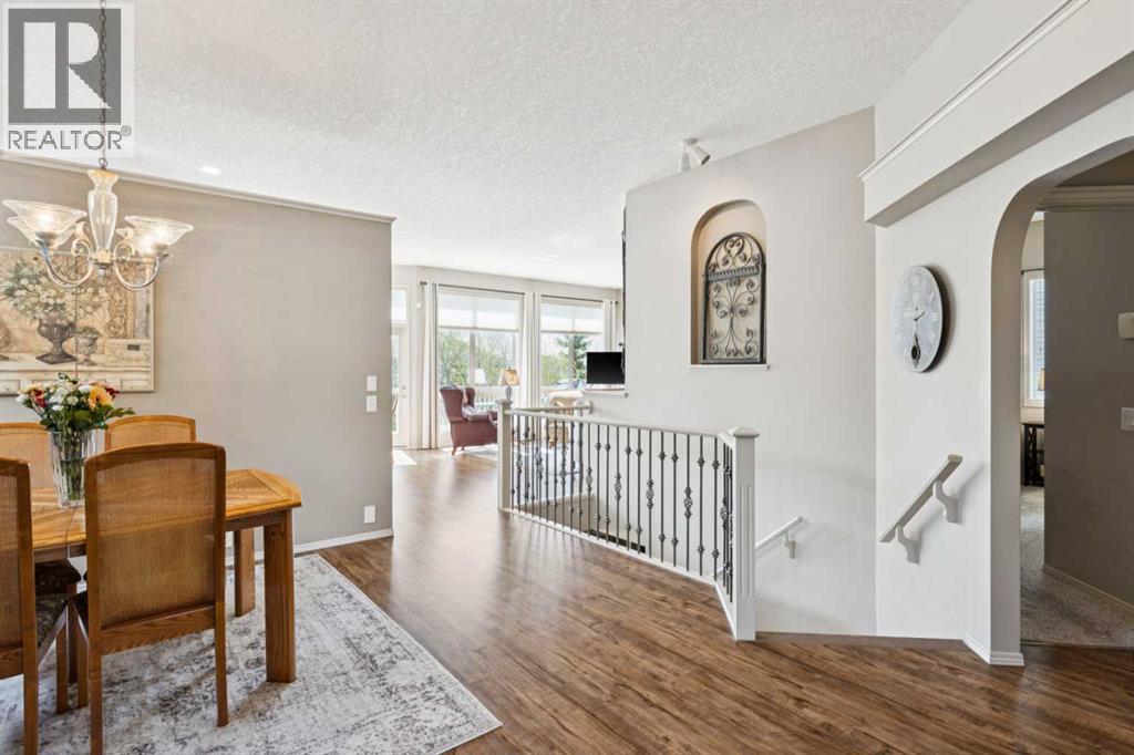 230 Royal Oak Place Nw, Calgary, Alberta  T3G 4Y6 - Photo 6 - A2309517