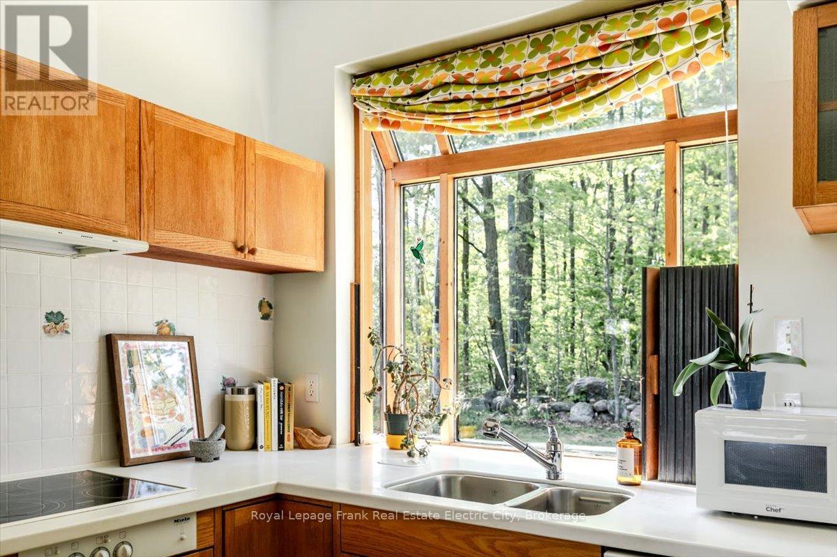 548 Dunford Road, Selwyn, Ontario  K9J 0C5 - Photo 18 - X13207414