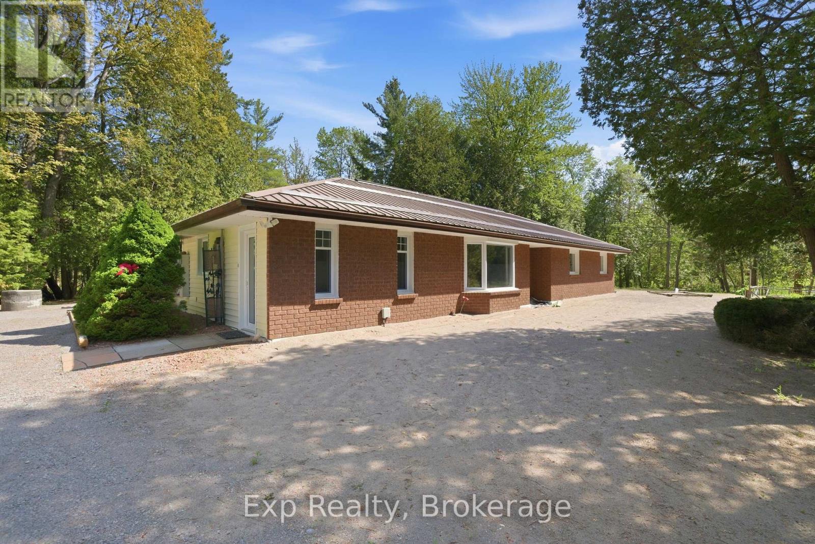8227 GILMOUR ROAD, Port Hope, Ontario