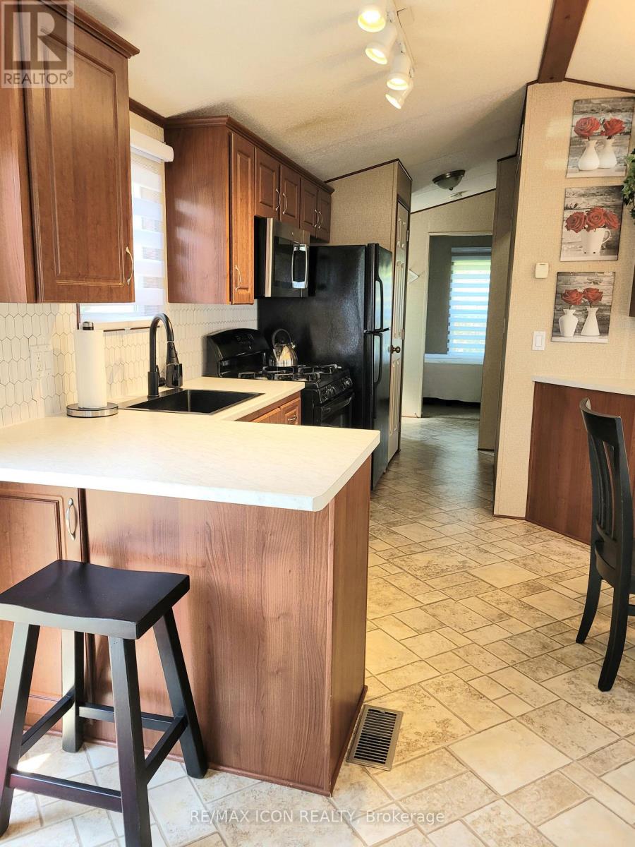 32 Rowan Rd - 77307 Bluewater Highway, Bluewater, Ontario  N0M 1G0 - Photo 11 - X13207538