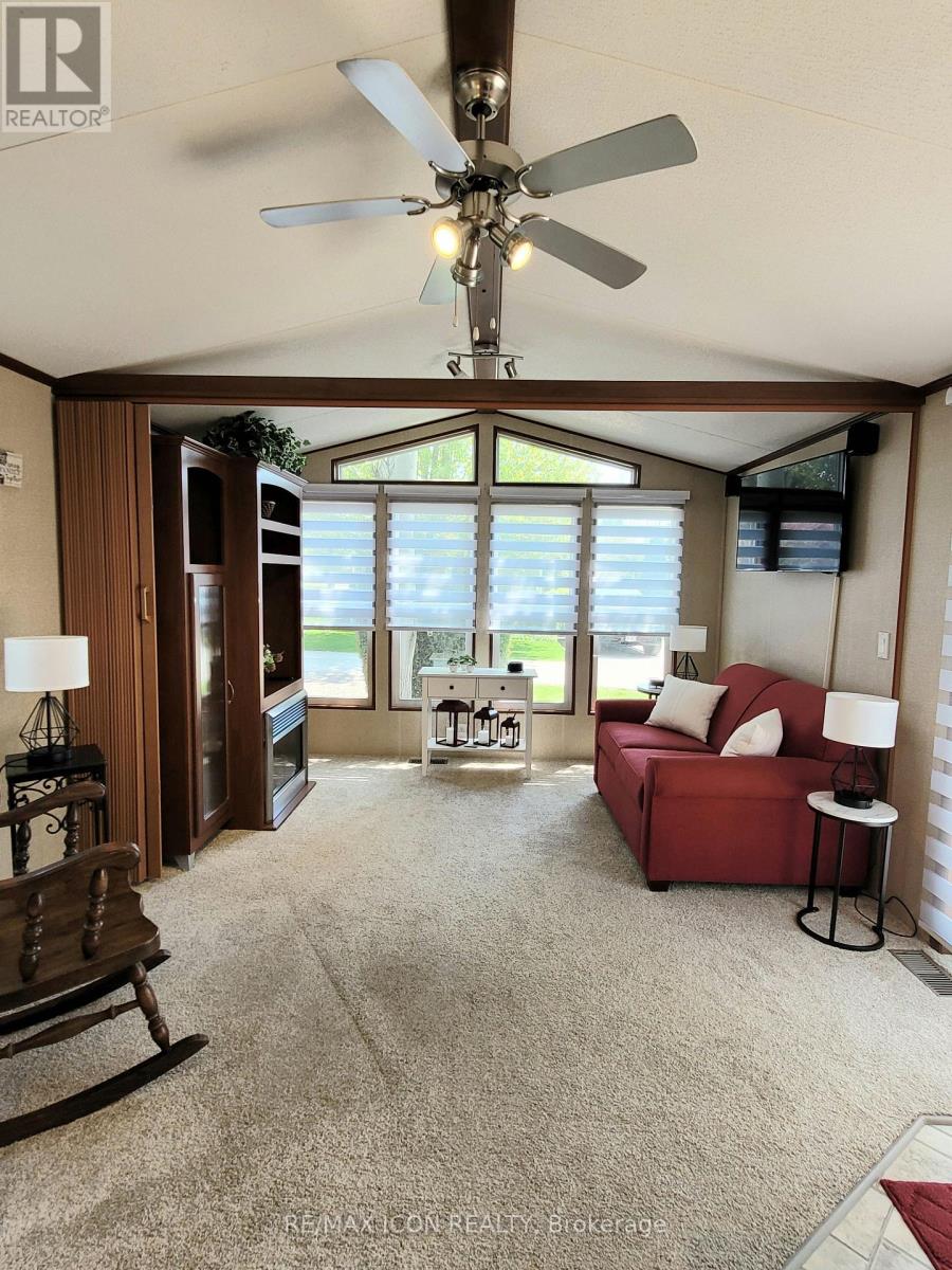 32 Rowan Rd - 77307 Bluewater Highway, Bluewater, Ontario  N0M 1G0 - Photo 2 - X13207538