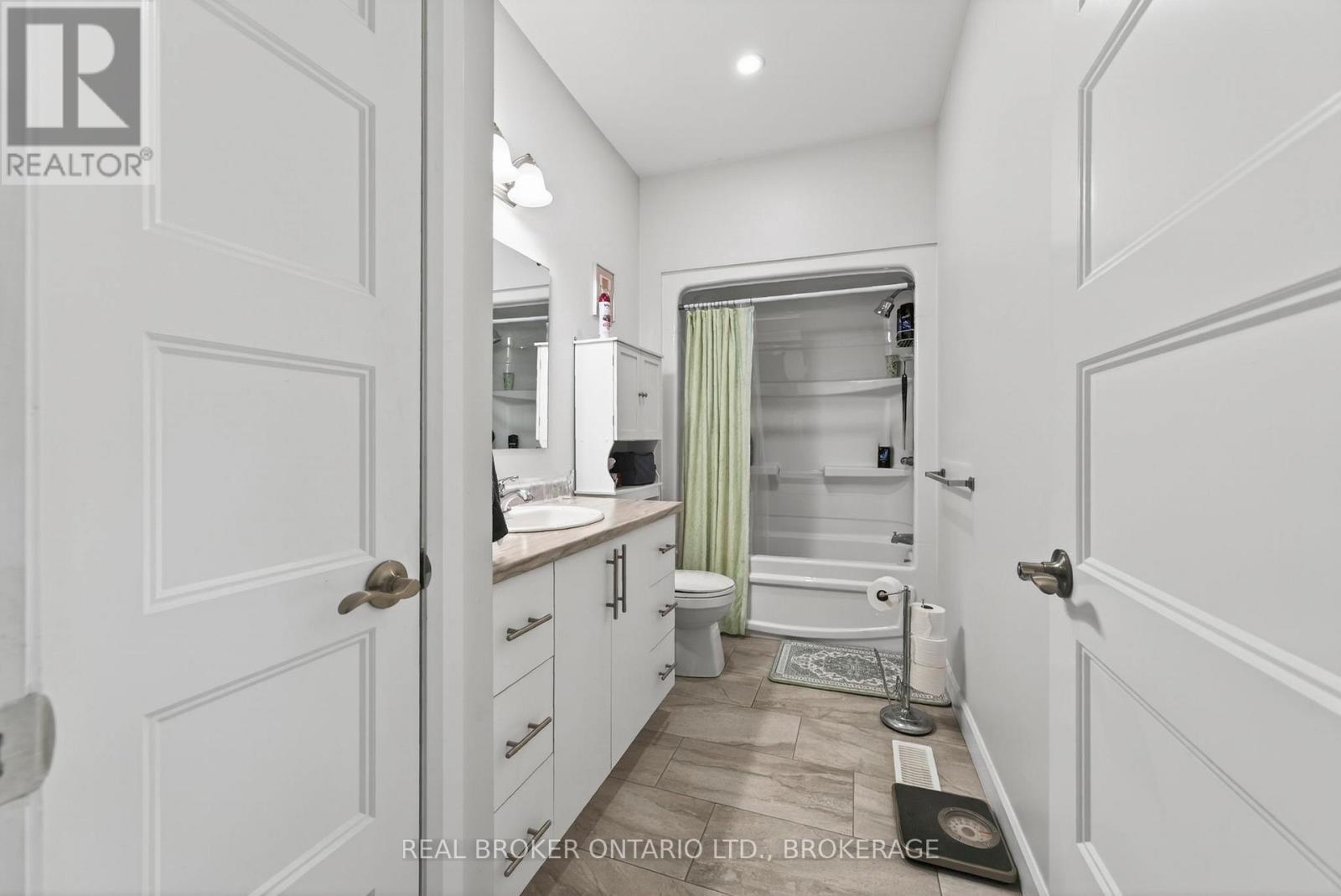 250 Lourdes Avenue, Cornwall, Ontario K6H 0E8 - Photo 14 - X13207624