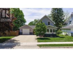 212 TOWNSEND STREET, Central Huron, Ontario