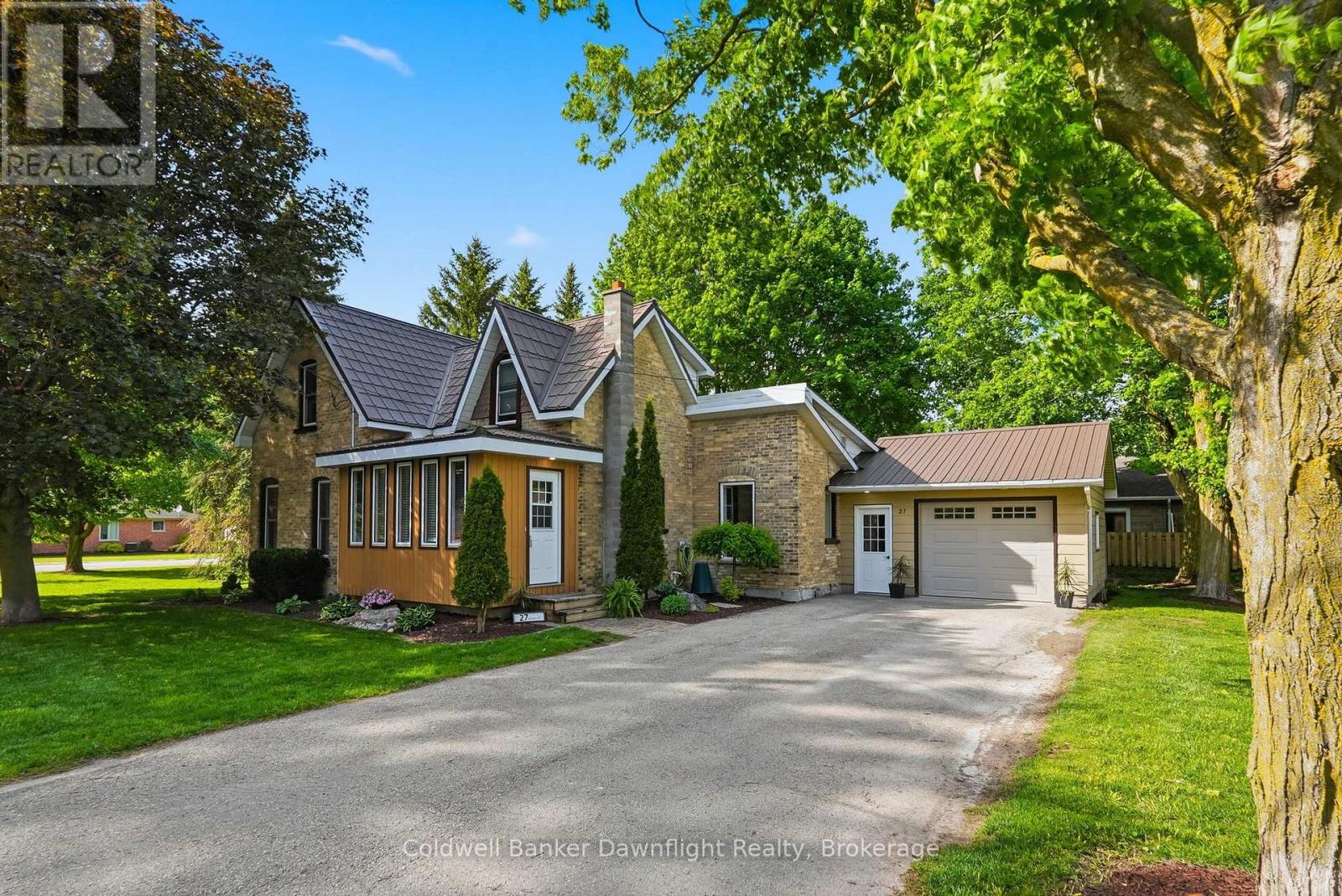 27 KING STREET, Huron East, Ontario