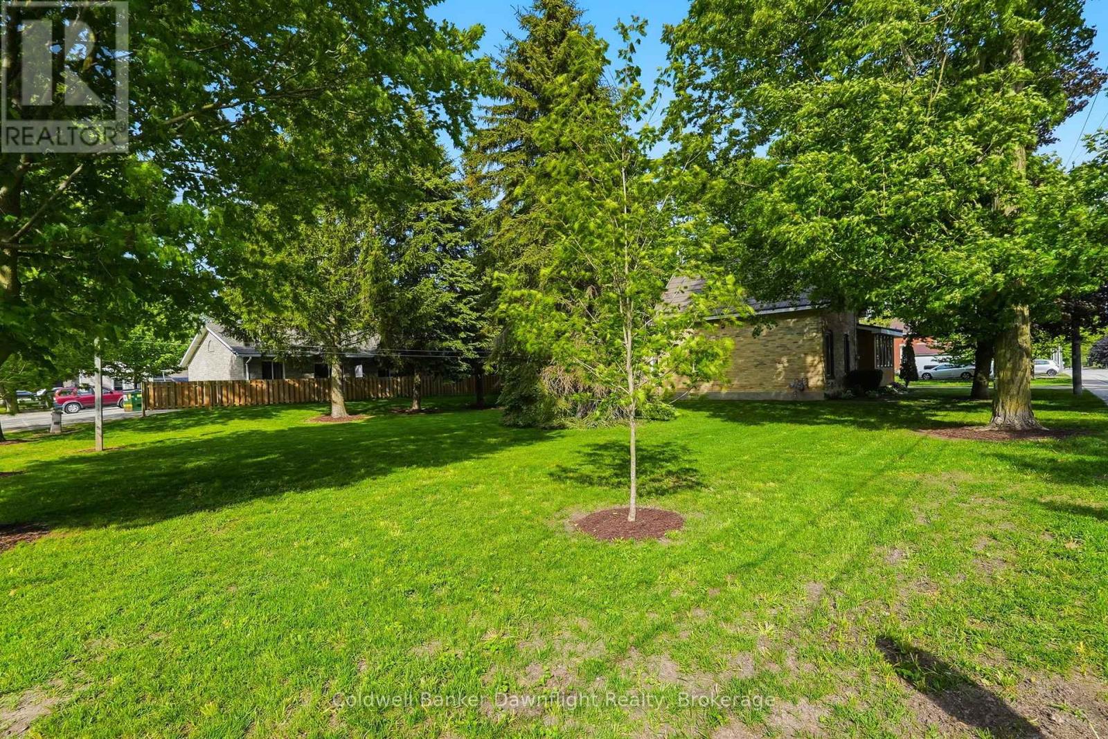27 King Street, Huron East, Ontario N0G 1H0 - Photo 38 - X13207514