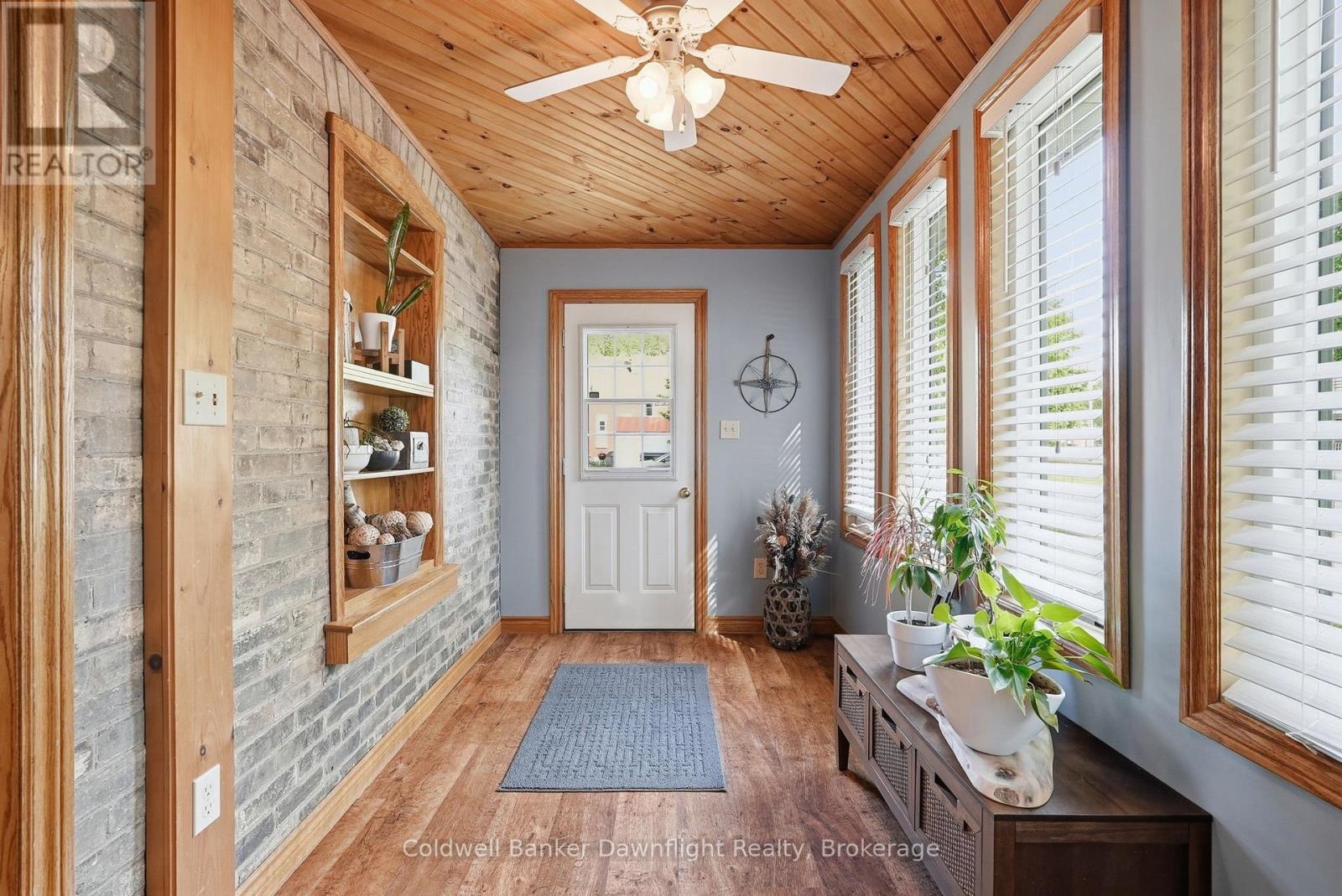 27 King Street, Huron East, Ontario N0G 1H0 - Photo 6 - X13207514