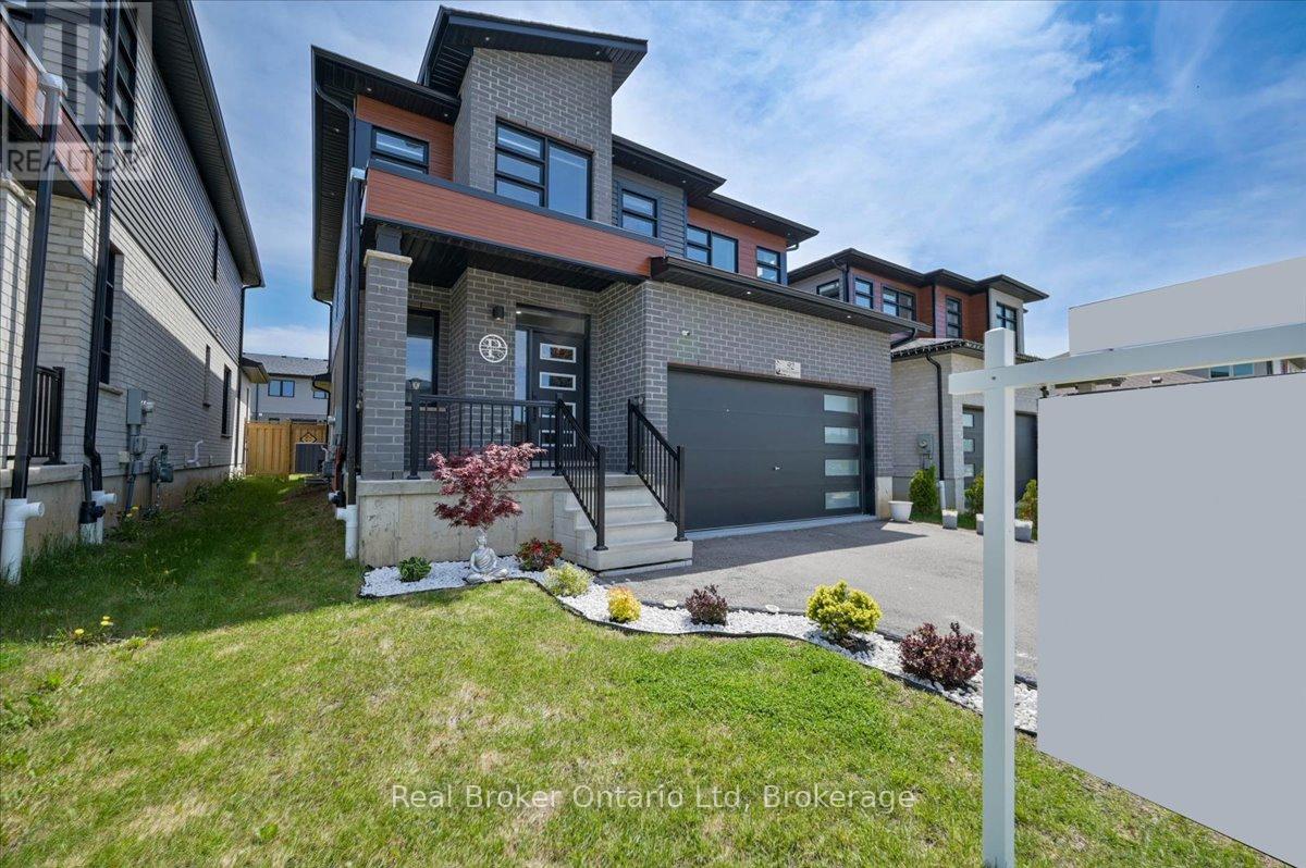 92 Moon Crescent, Cambridge, Ontario  N1S 0C4 - Photo 3 - X13207622