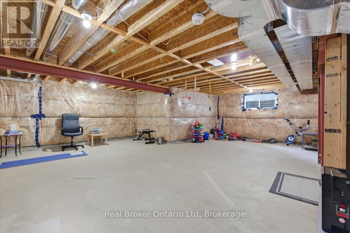 92 Moon Crescent, Cambridge, Ontario  N1S 0C4 - Photo 33 - X13207622