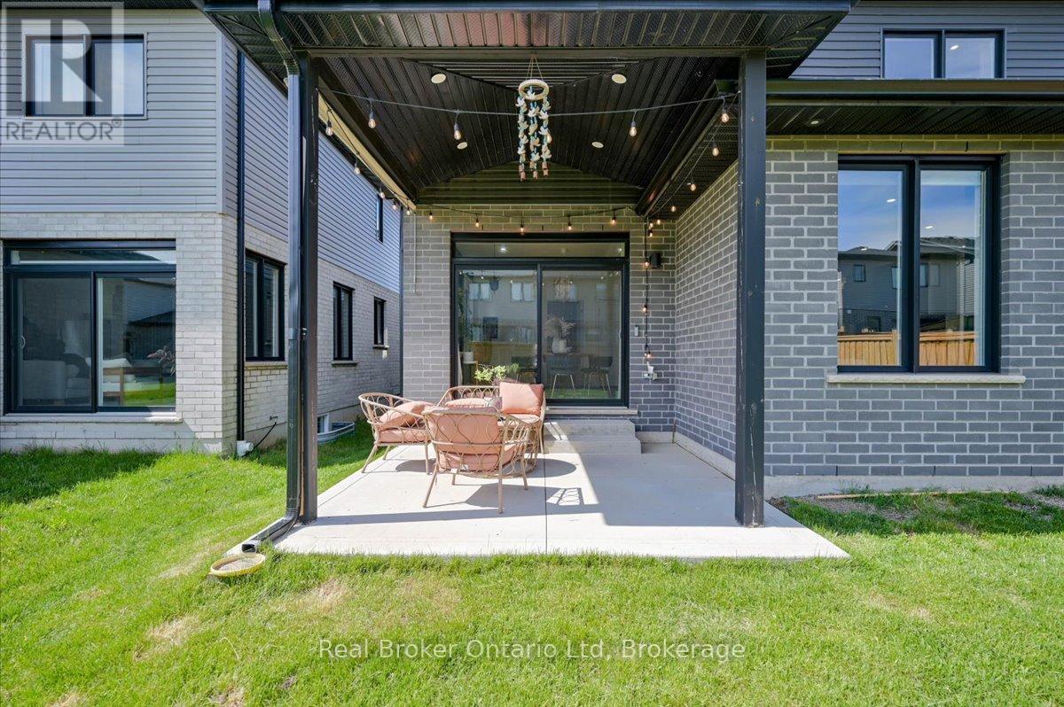 92 Moon Crescent, Cambridge, Ontario  N1S 0C4 - Photo 35 - X13207622