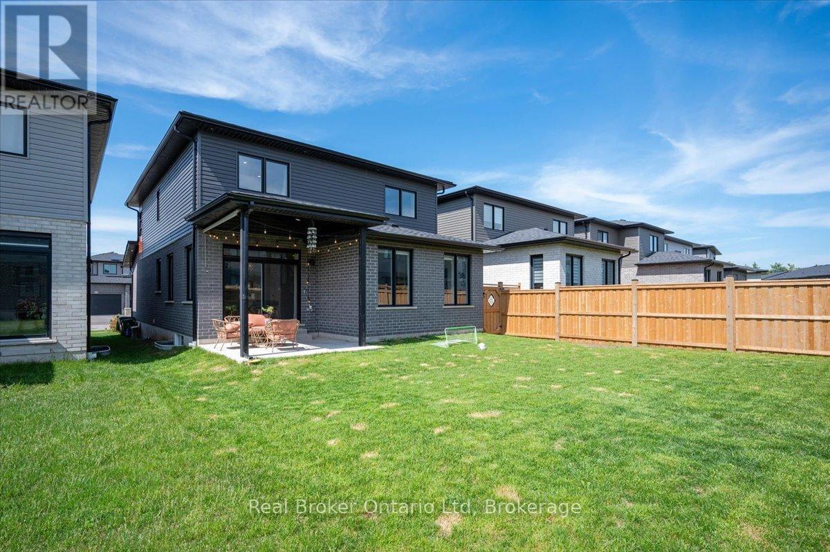 92 Moon Crescent, Cambridge, Ontario  N1S 0C4 - Photo 36 - X13207622