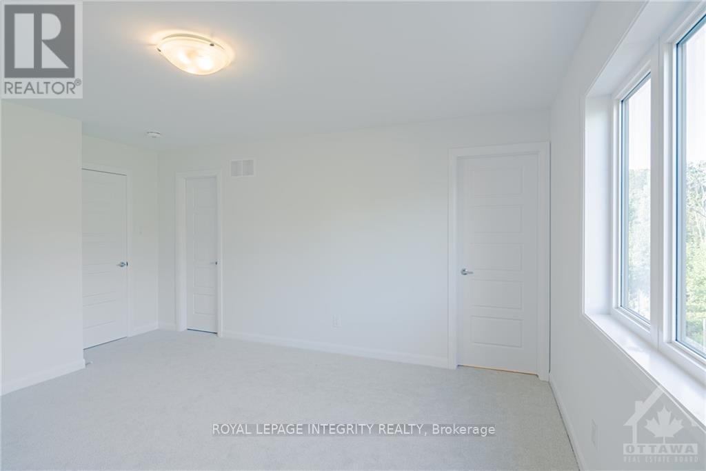 261 Elsie Macgill Walk, Ottawa, Ontario  K2W 0L4 - Photo 17 - X13207388