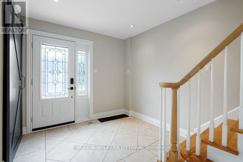 23 Biscayne Crescent, Ottawa, Ontario  K2E 5R9 - Photo 5 - X13207554