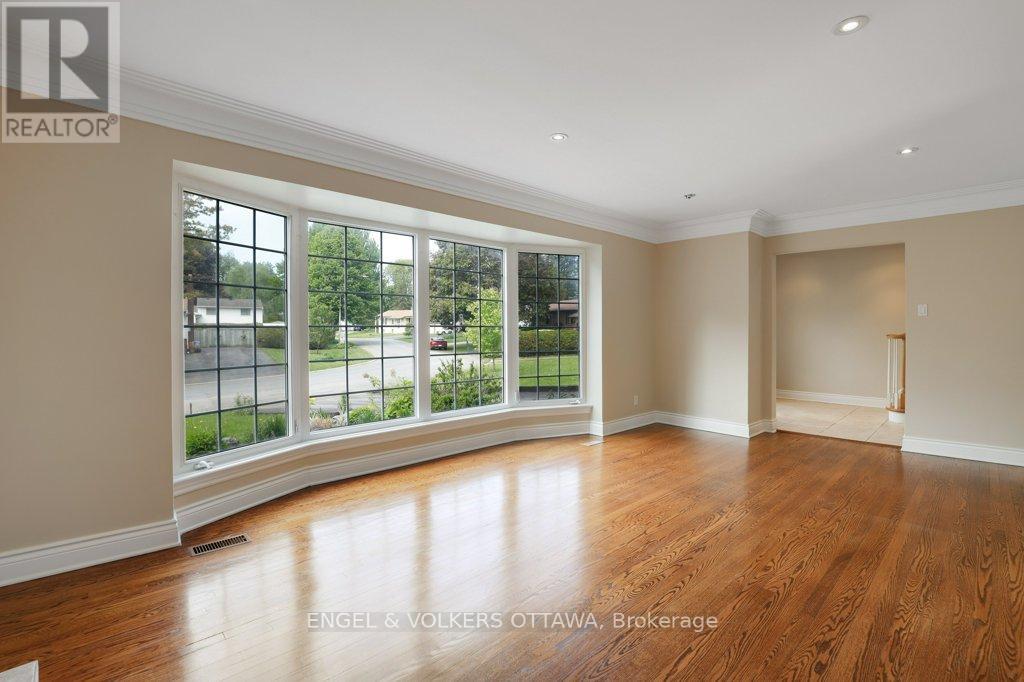 23 Biscayne Crescent, Ottawa, Ontario  K2E 5R9 - Photo 7 - X13207554