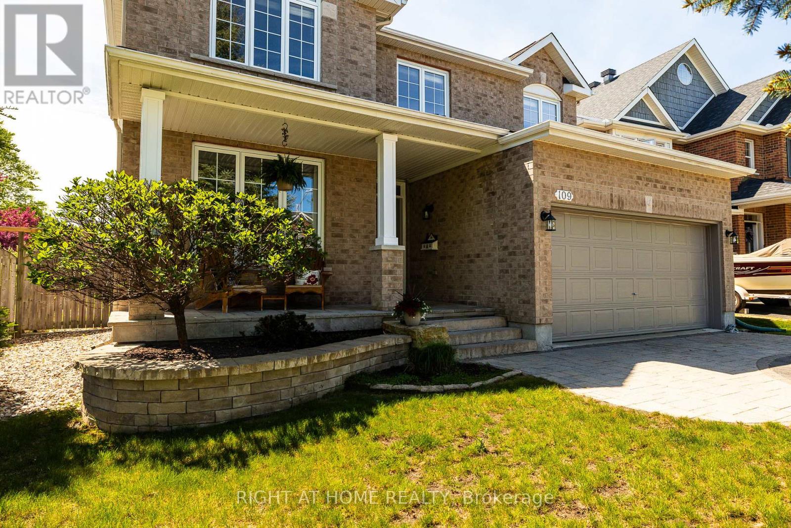 109 Coyote Crescent, Ottawa, Ontario  K2S 2G4 - Photo 2 - X13207562