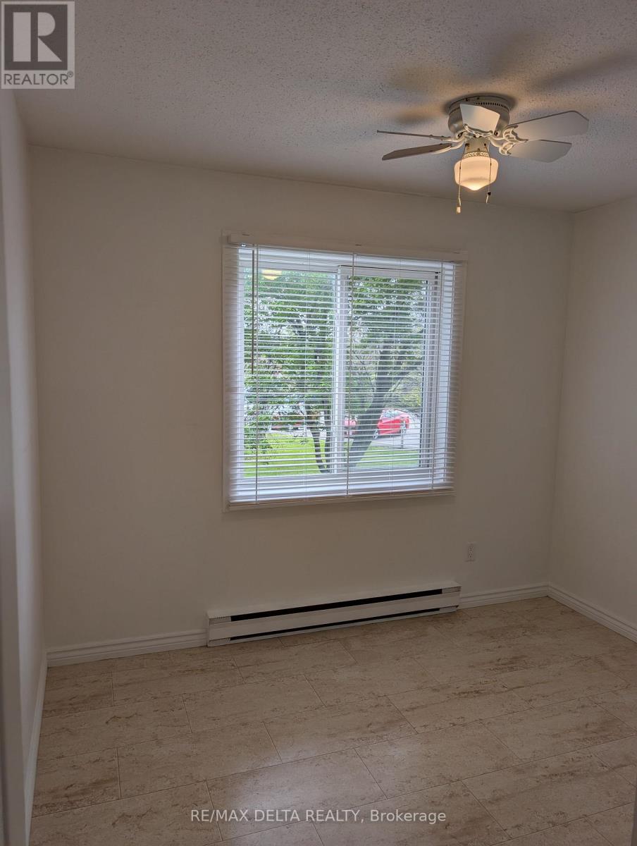 202a - 2044 Arrowsmith Drive, Ottawa, Ontario  K1J 7V8 - Photo 11 - X13207738
