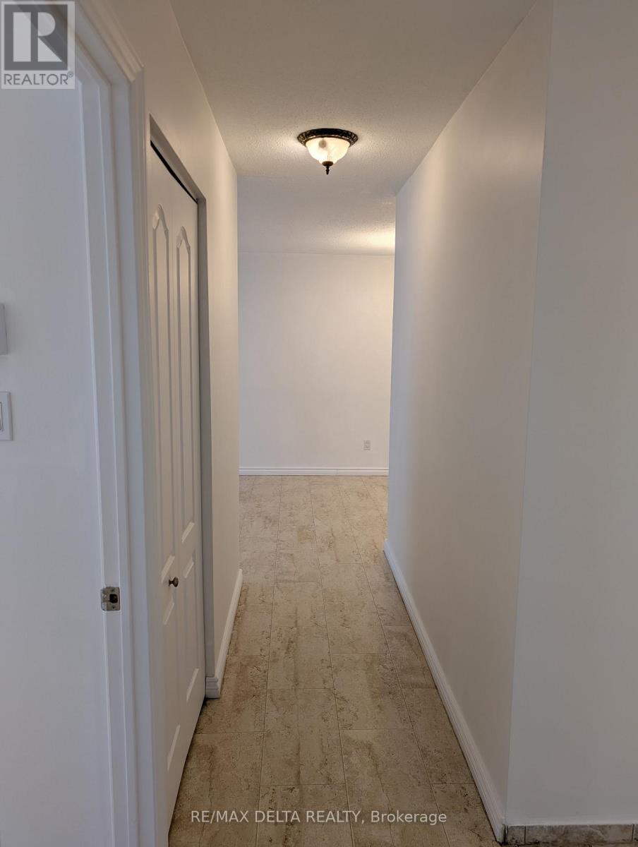 202a - 2044 Arrowsmith Drive, Ottawa, Ontario  K1J 7V8 - Photo 13 - X13207738