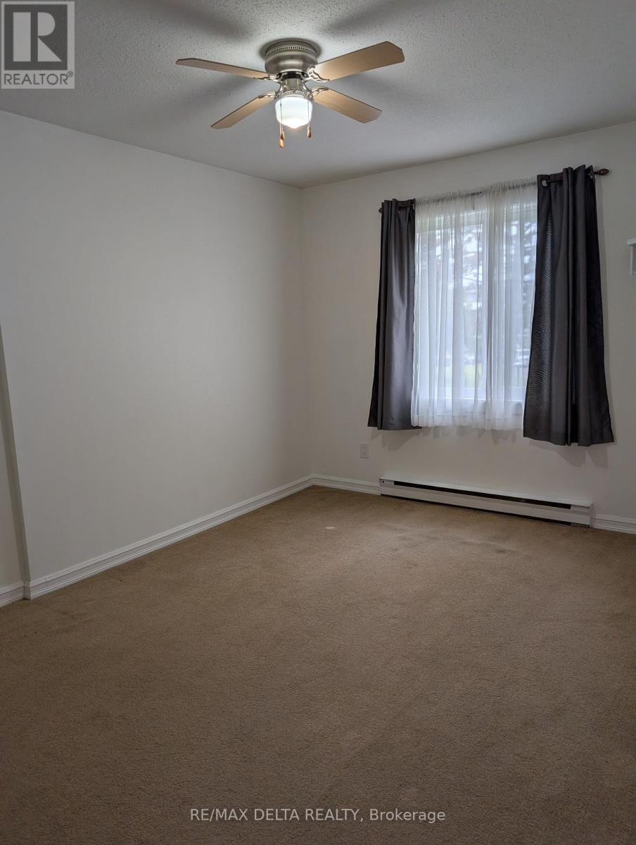 202a - 2044 Arrowsmith Drive, Ottawa, Ontario  K1J 7V8 - Photo 9 - X13207738