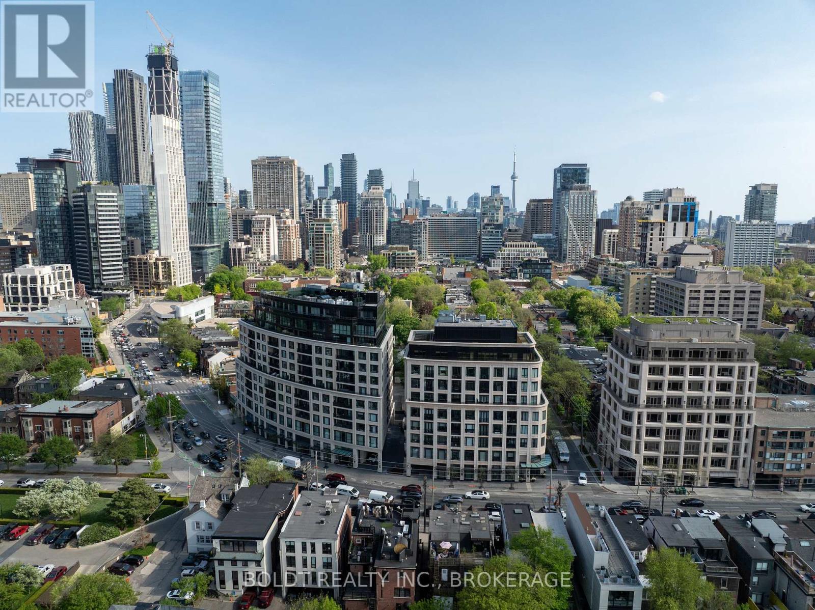 702 - 181 DAVENPORT ROAD, Toronto, Ontario