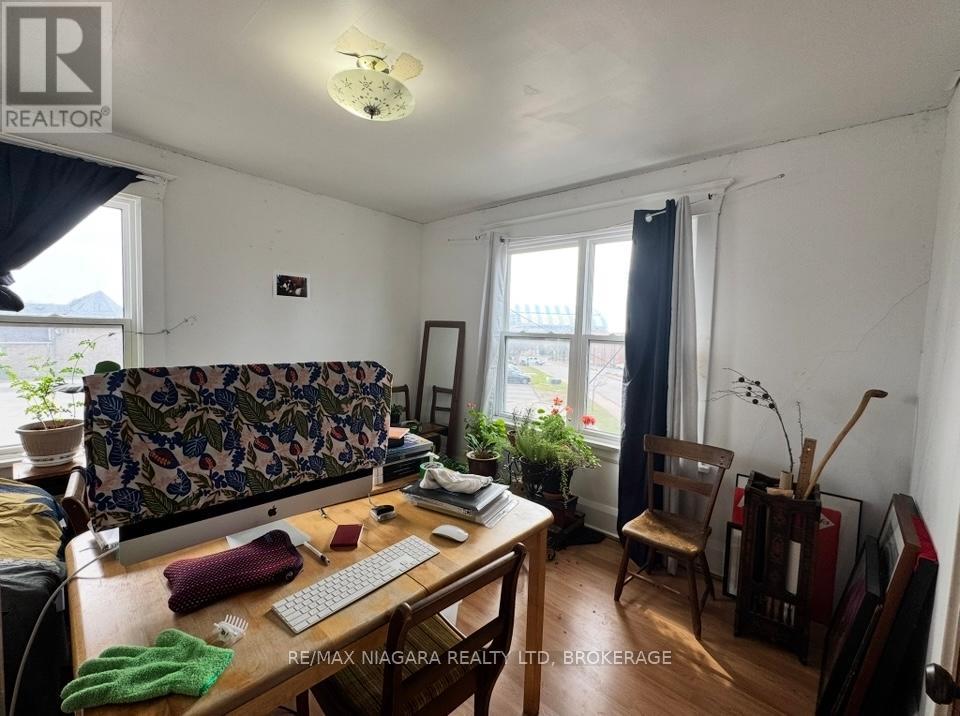 4893 Hunter Street, Niagara Falls, Ontario  L2G 3M8 - Photo 5 - X13207366