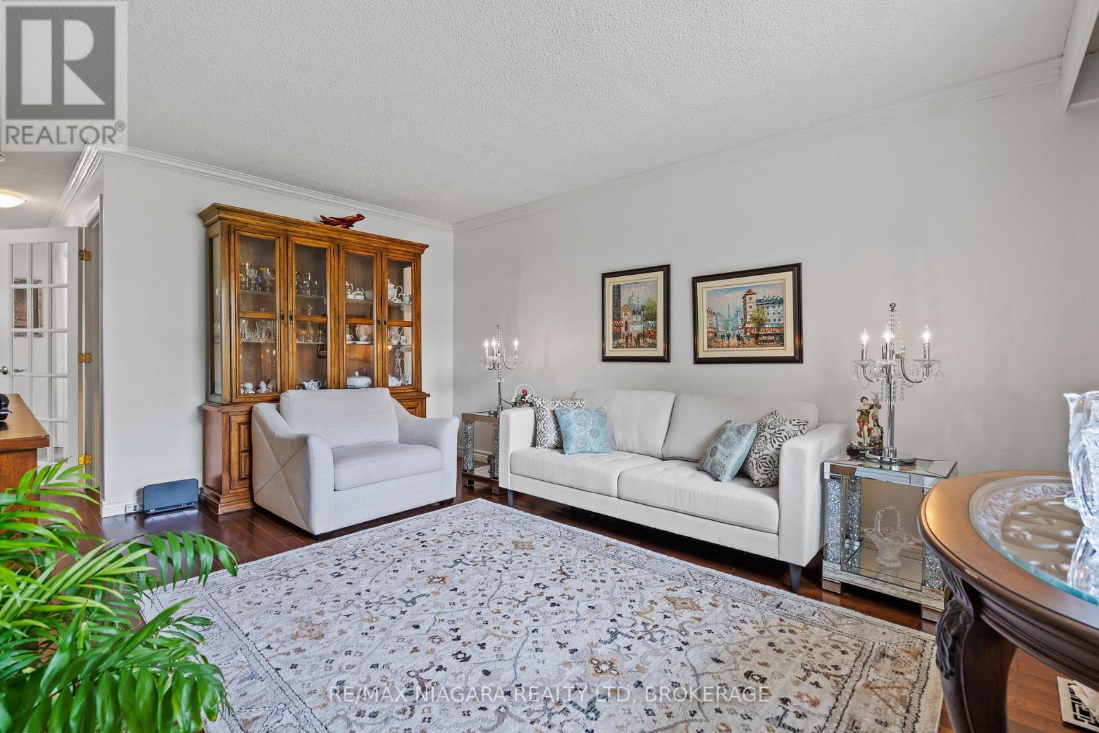 21 Allan Drive, St. Catharines, Ontario  L2N 5S4 - Photo 4 - X13207590