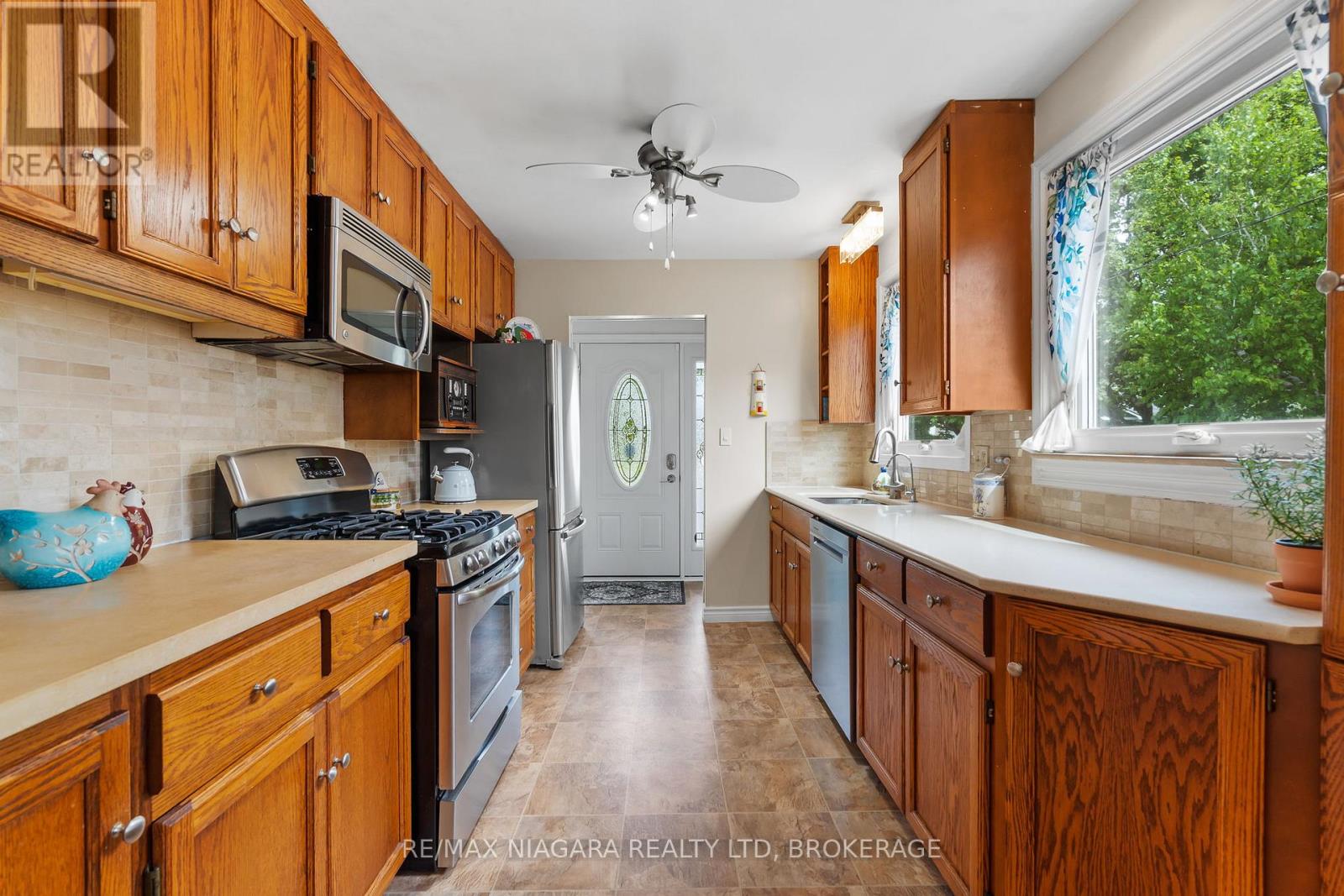 21 Allan Drive, St. Catharines, Ontario  L2N 5S4 - Photo 5 - X13207590