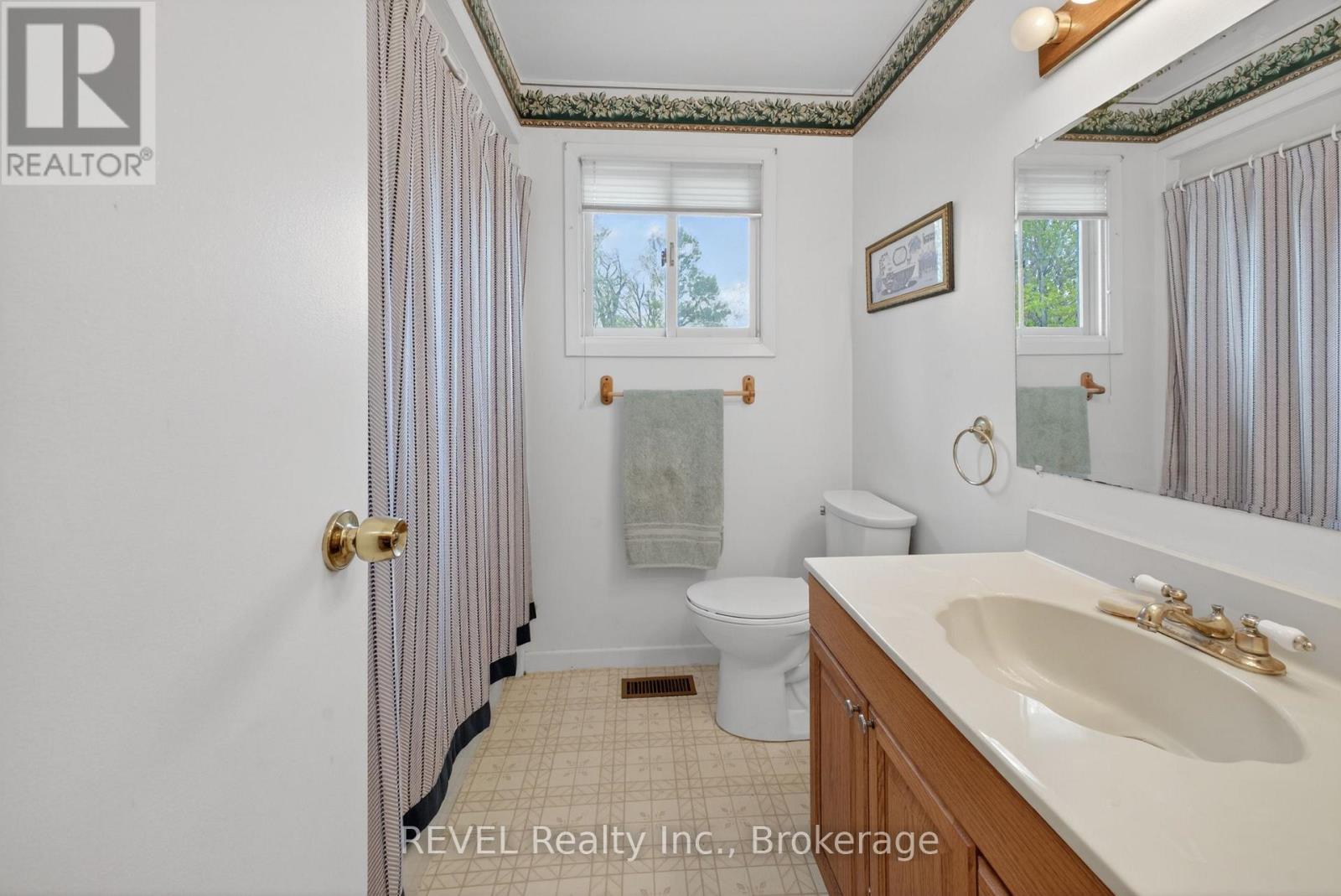 3210 Bethune Avenue, Fort Erie, Ontario  L0S 1N0 - Photo 18 - X13207642