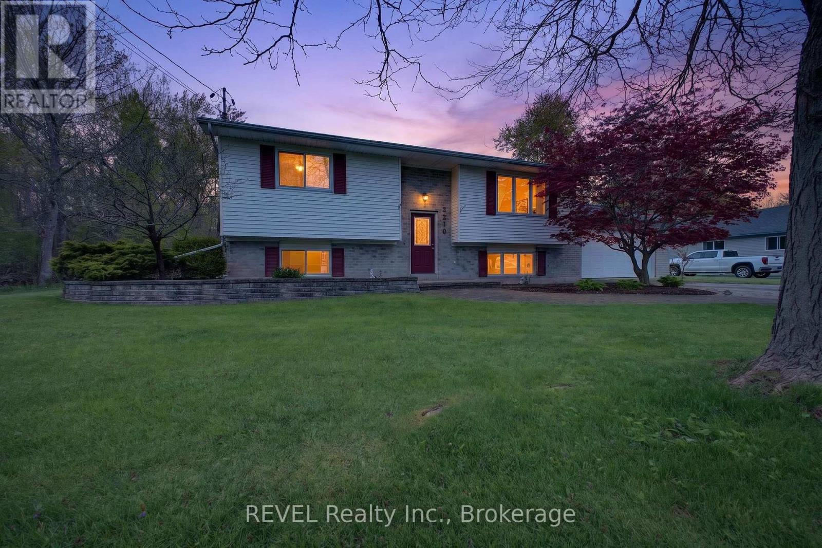3210 Bethune Avenue, Fort Erie, Ontario  L0S 1N0 - Photo 2 - X13207642