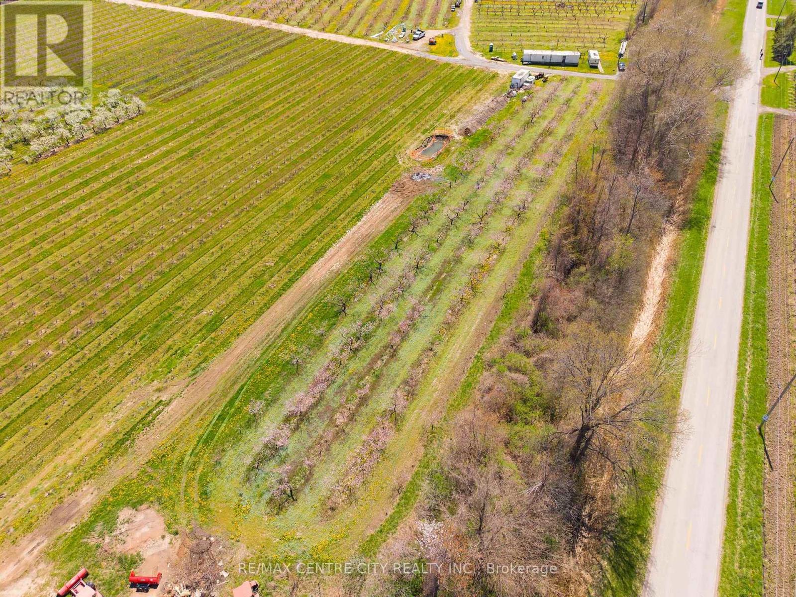 481 Concession 1 Road, Niagara-On-The-Lake, Ontario  L0S 1S0 - Photo 14 - X12776188